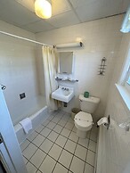 Beau Rivage Motel