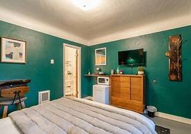 b.side motel + rv