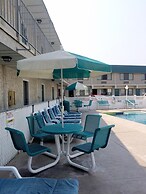 Sand Pebble Motor Lodge