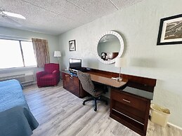 Sand Pebble Motor Lodge