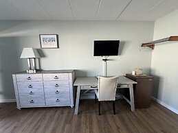 Sand Pebble Motor Lodge