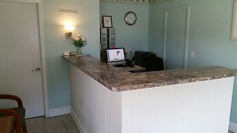 Sand Pebble Motor Lodge