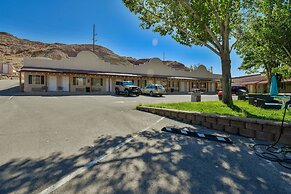 Adventure Inn & Motel