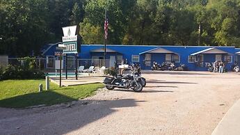 The Brookside Motel