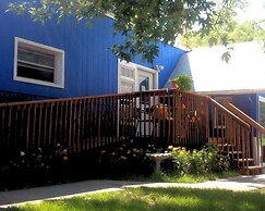 The Brookside Motel