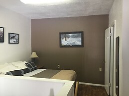 The Brookside Motel