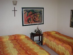 Hotel Tumburagua Inn