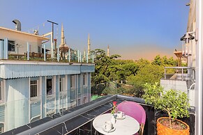 The Magnaura Palace Hotel