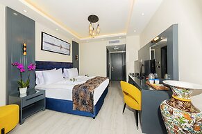 The Magnaura Palace Hotel