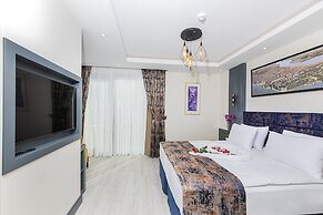 The Magnaura Palace Hotel