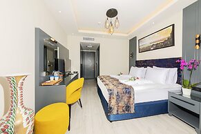 The Magnaura Palace Hotel