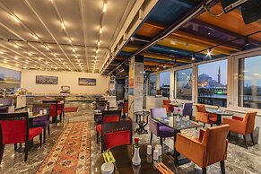 The Magnaura Palace Hotel