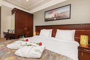 The Magnaura Palace Hotel