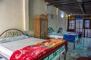 Zad Elmosafer Guest House