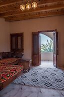 Zad Elmosafer Guest House