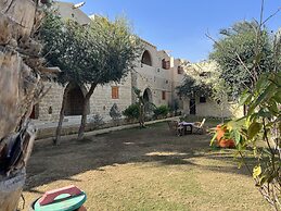 Zad Elmosafer Guest House