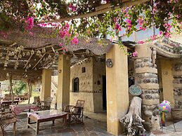 Zad Elmosafer Guest House