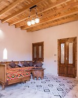 Zad Elmosafer Guest House