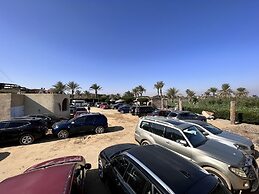 Zad Elmosafer Guest House