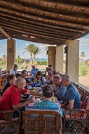 Zad Elmosafer Guest House