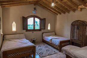 Zad Elmosafer Guest House