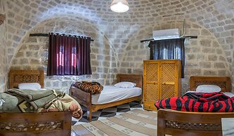 Zad Elmosafer Guest House