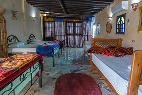 Zad Elmosafer Guest House