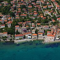 Apartments Trstenica