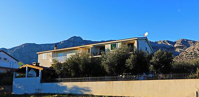 Apartments Trstenica