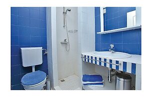 Apartments Trstenica