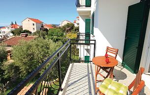 Apartments Trstenica