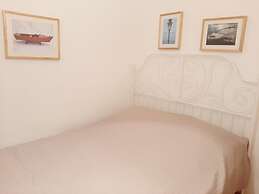 Apartments Trstenica