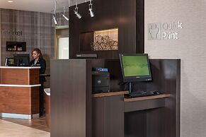 Courtyard by Marriott Boston Littleton