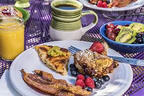 Bobcat Inn Bed and Breakfast