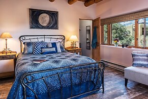 Bobcat Inn Bed and Breakfast