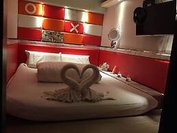 Kenting Starry Sky - Space Capsule