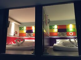 Kenting Starry Sky - Space Capsule