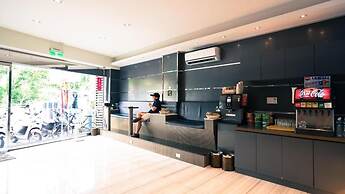 Kenting Starry Sky - Space Capsule