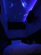 Kenting Starry Sky - Space Capsule