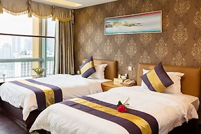 Nomo Service Apartment Grand Continental