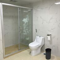 Nomo Service Apartment The Legend