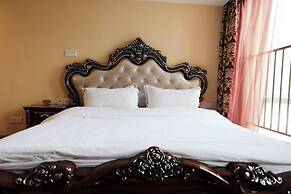 Nomo Service Apartment The Legend