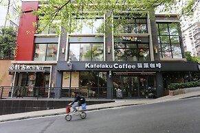 Nomo Service Apartment The Legend