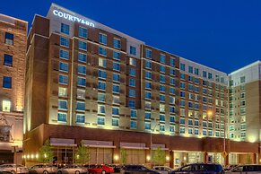 Courtyard by Marriott Kansas City Downtown/Convention Center