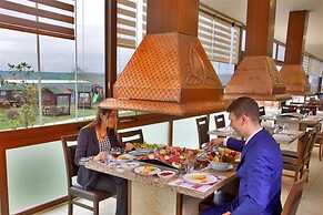 Bon Hotel City & Resort