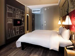 ibis Istanbul West