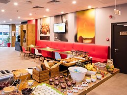 ibis Istanbul West