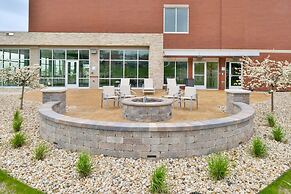 Holiday Inn Express & Suites Madison by IHG