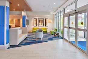 Holiday Inn Express & Suites Madison by IHG