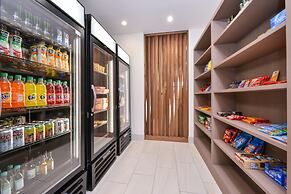 Holiday Inn Express & Suites Madison by IHG